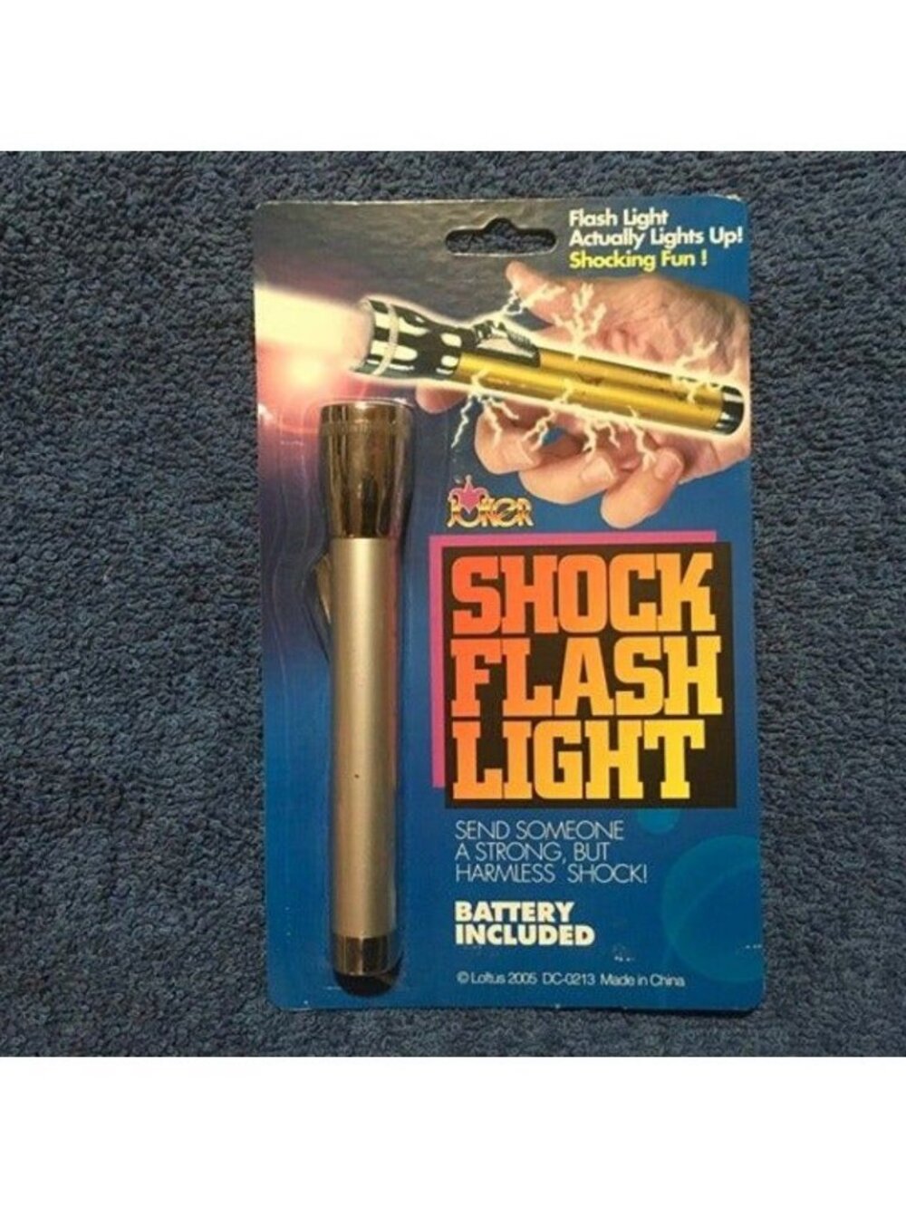 Shock Flashlight Joke Item Random Color Shipped - Picture 4 of 7
